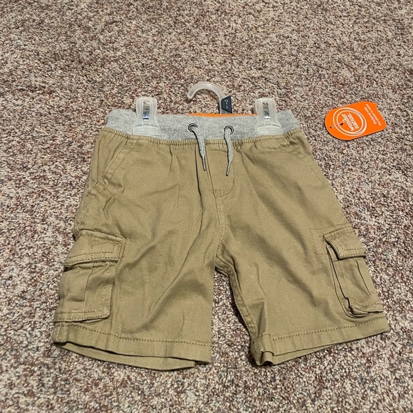 Toddler Cargo Shorts size 4/5 - Picture 1 of 1